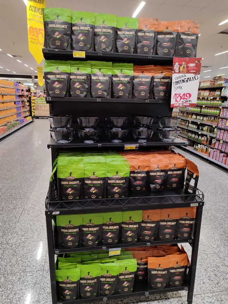 Ponto de venda com produtos CantaGallo