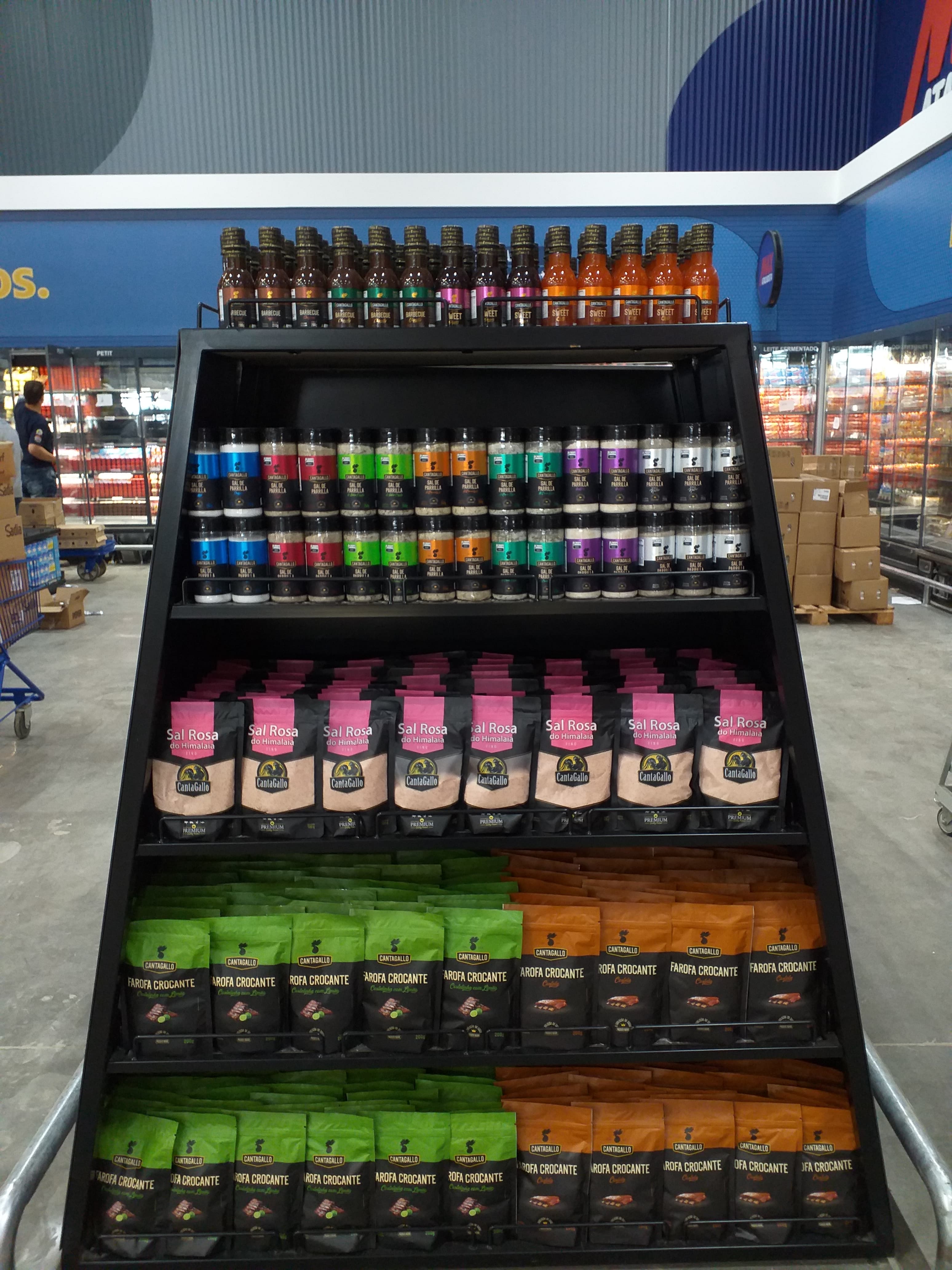 Ponto de venda com produtos CantaGallo