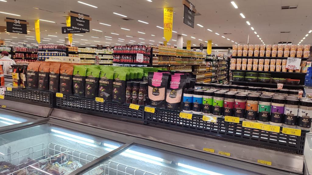 Ponto de venda com produtos CantaGallo